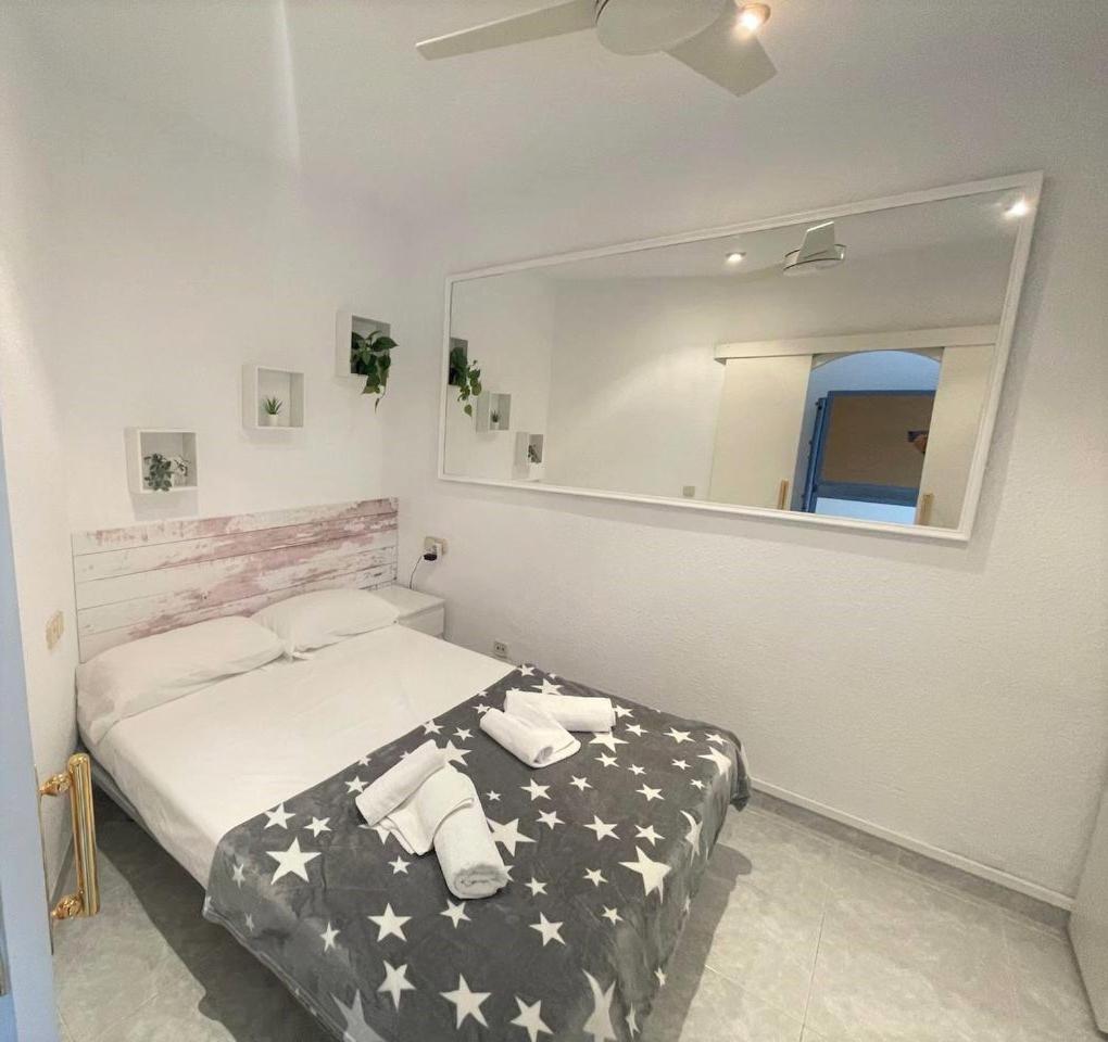 Apartamento En Platja Sant Pol S'Agaro Con Pisicina Y Jardin サン・フェリウ・ダ・ギショルス エクステリア 写真