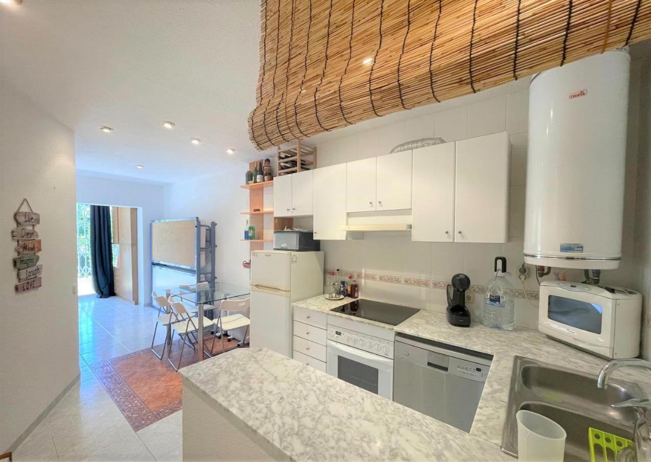 Apartamento En Platja Sant Pol S'Agaro Con Pisicina Y Jardin サン・フェリウ・ダ・ギショルス エクステリア 写真