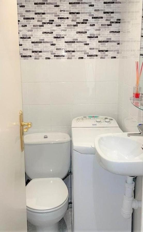 Apartamento En Platja Sant Pol S'Agaro Con Pisicina Y Jardin サン・フェリウ・ダ・ギショルス エクステリア 写真